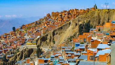 Andské bohatstvo Bolívie a Peru Andské bohatstvo Bolívie a Peru