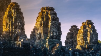 Tajuplný Angkor Wat s odpočinkom na plážach v Thajsku