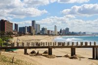 Výhled na město Durban a slavnou pláž Golden Mile