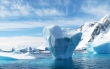 Objevte Antarktidu, drsné i krásné ledové království, které nepřestává fascinovat