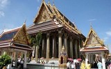 V Thajsku každoročně láká turisty k navštívení více než 40 000 chrámů