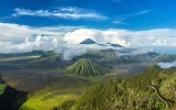 V tajemném kraji démonů a obrů sahá do nebes dýmající sopka Bromo