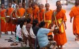 Věčně okupovaný Luang Prabang: Město na břehu Mekongu, kde pijí ohnivou vodu