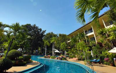 0 swimming-pool-pattaya2