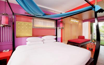 patong_beach_hotel_-_junior_suite_sunset_wing_11