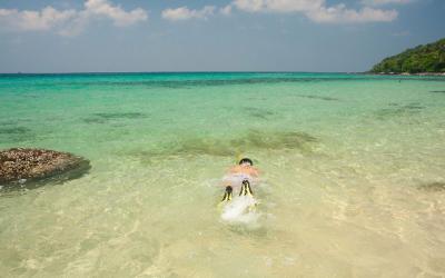 SNORCHELLING