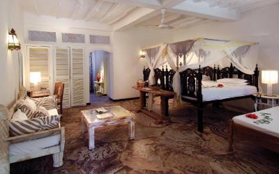 Suite | Sandies Tropical Village****