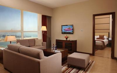 Khalidiya Palace Rayhaan by Rotana - Suite