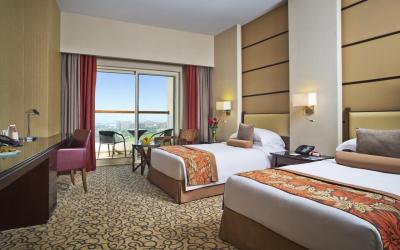 Khalidiya Palace Rayhaan by Rotana - Classic Room Plus