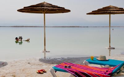 Herods Dead Sea - pláž