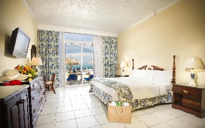 BZB_Accom_Beachfront-Room_1