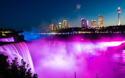 USA | Niagara Falls by night