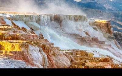 USA | Yellowstone Mammoth Hot Springs