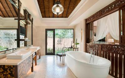 Gardenia & Lagoon Villa - Guest Bathroom