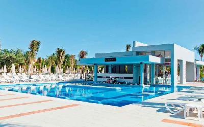 Swim Up Bar