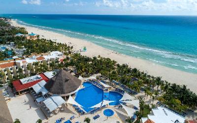 Pool & Beach Aerial View