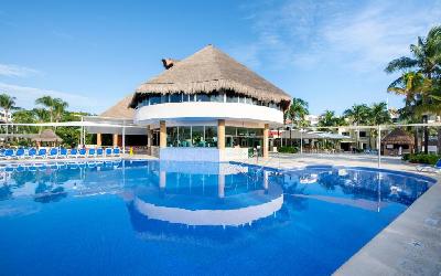 Pool with the Bar
