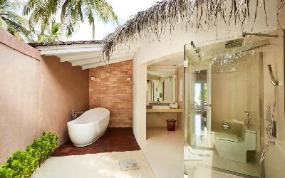 Sun Aqua Pool Villa - Open-air Bathroom