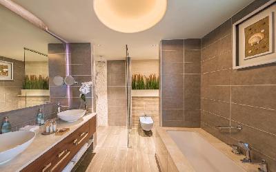 Penthouse Suite Bathroom