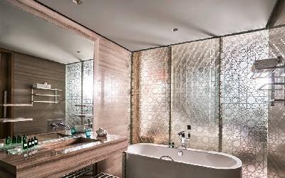 Premium Twin Room Bathroom