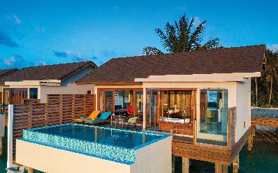 Sunset Water Villa With Pool Exterior