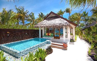 Deluxe Beach Villa With Pool Exterior