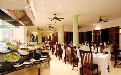 Les Palms Restaurant Buffet