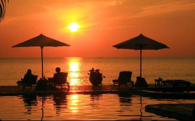 Pool with sea view