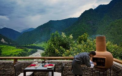 COMO UMA PUNAKHA VIEW 2