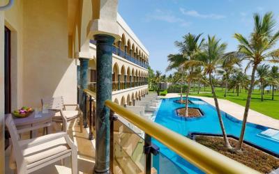 Al-Bustan-Palace-A-Ritz-Carlton-Hotel