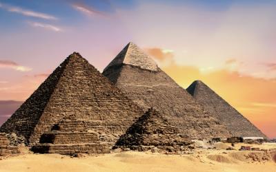 pyramidy